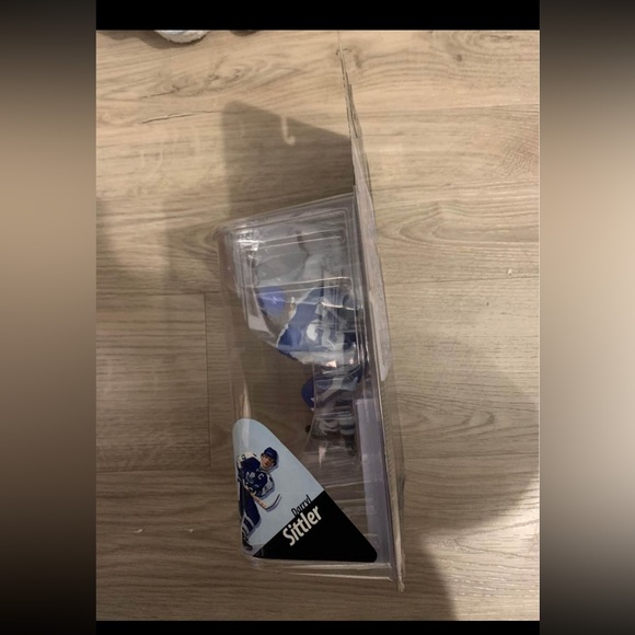 NHL Hockey Legends Series 7 Darryl Sittler Action Figure McFarlane Toys - Picture 6 of 6